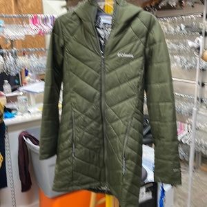 Ladies puffer jacket